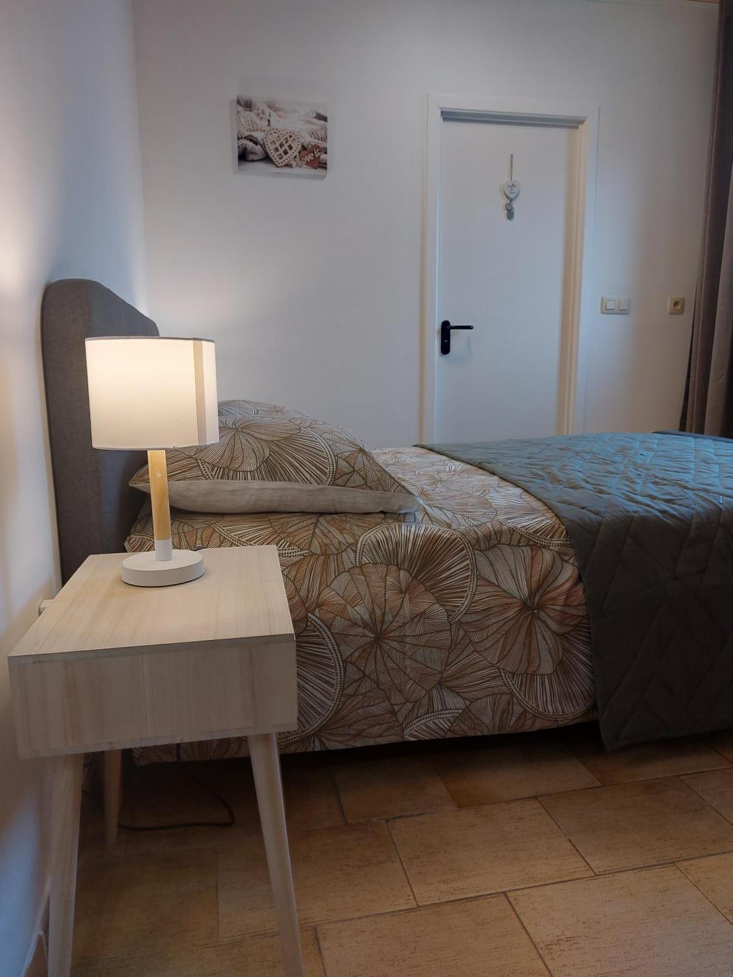 A La Cour De La Sucrerie Apartment